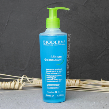 Bioderma S&eacute;bium Gel Moussant (Биодерма) &ndash; очищающий гель для комбинированной и жирной кожи 200 ml Франция 1622 фото